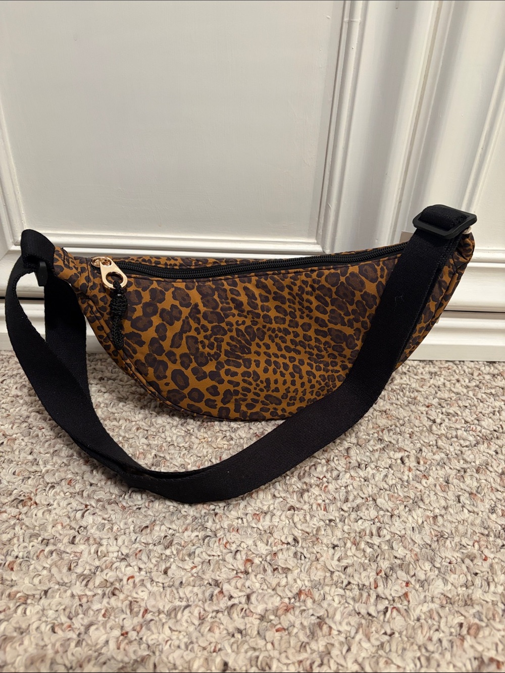Universal Thread Leopard-Print Crescent Crossbody - Black Strap